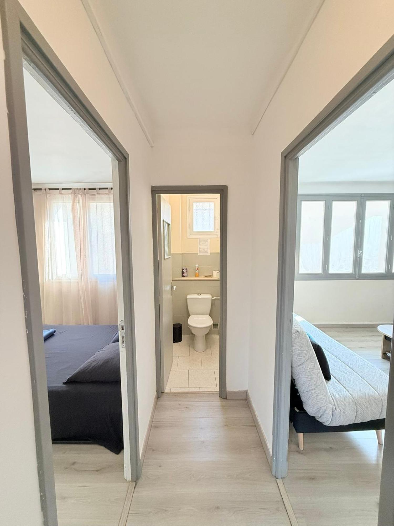 Les Arenes De Nimes - Centre Ville 10 Min Gare -Parking- 2 Chambres Esterno foto