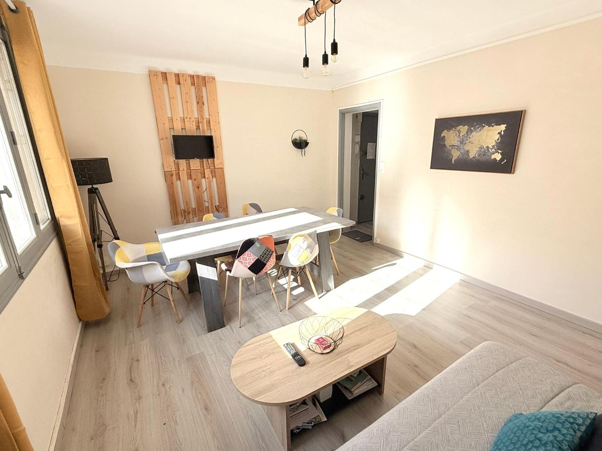 Les Arenes De Nimes - Centre Ville 10 Min Gare -Parking- 2 Chambres Esterno foto